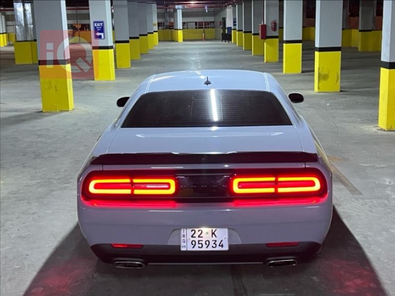 Dodge Challenger